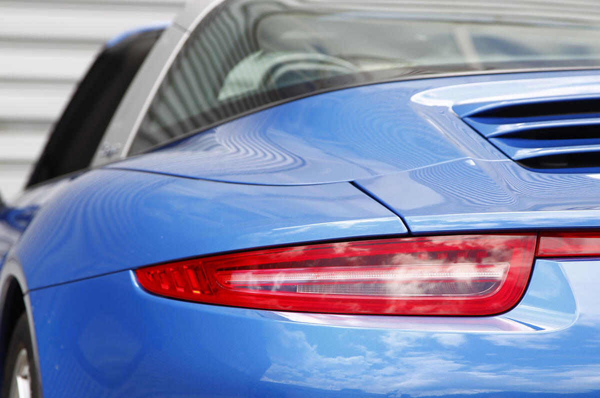 Porsche 911 Targa rear lights