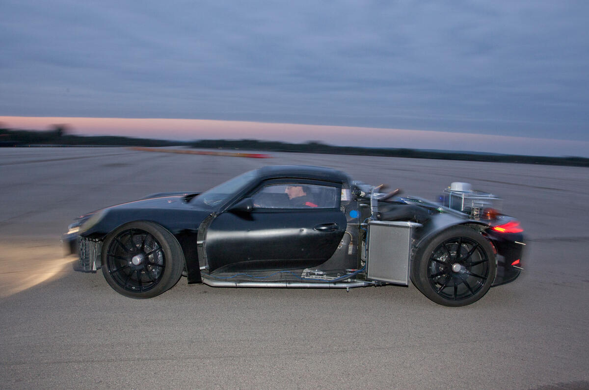 no title Flat out in a Porsche 918 Spyder