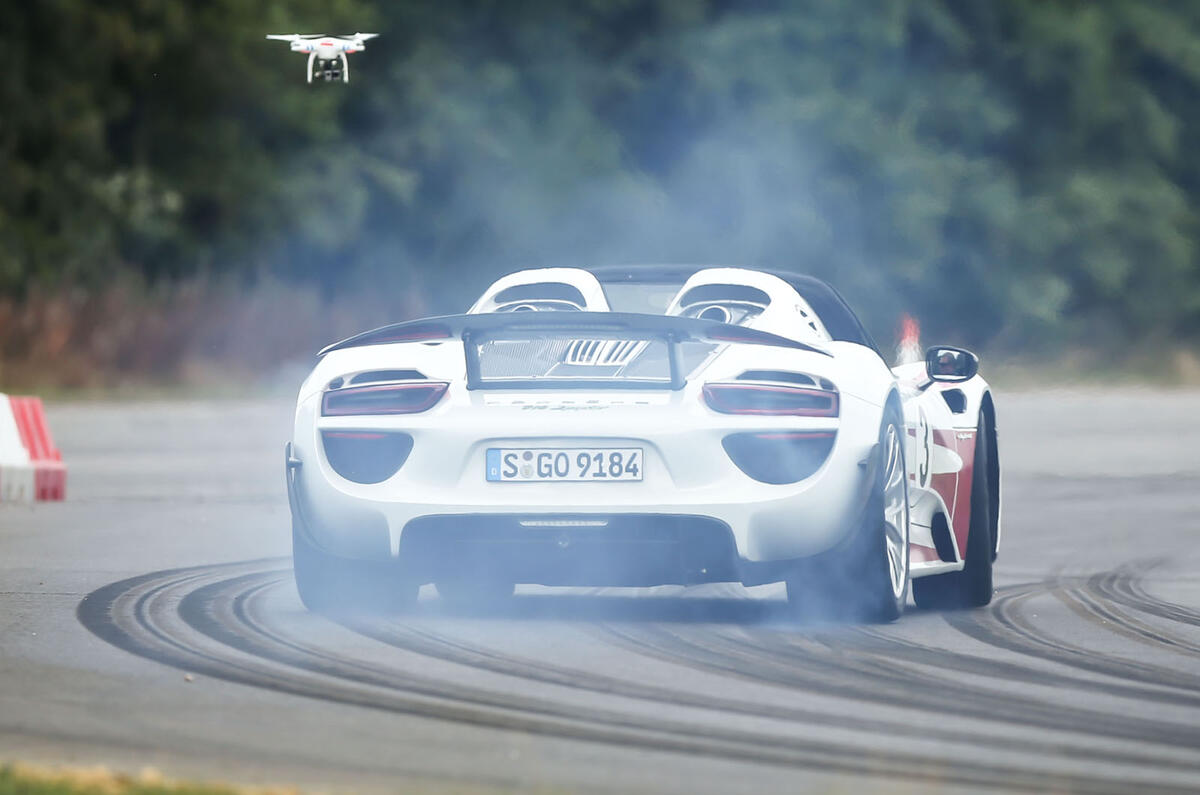 Porsche 918 Spyder Porsche 918 Spyder rear cornering