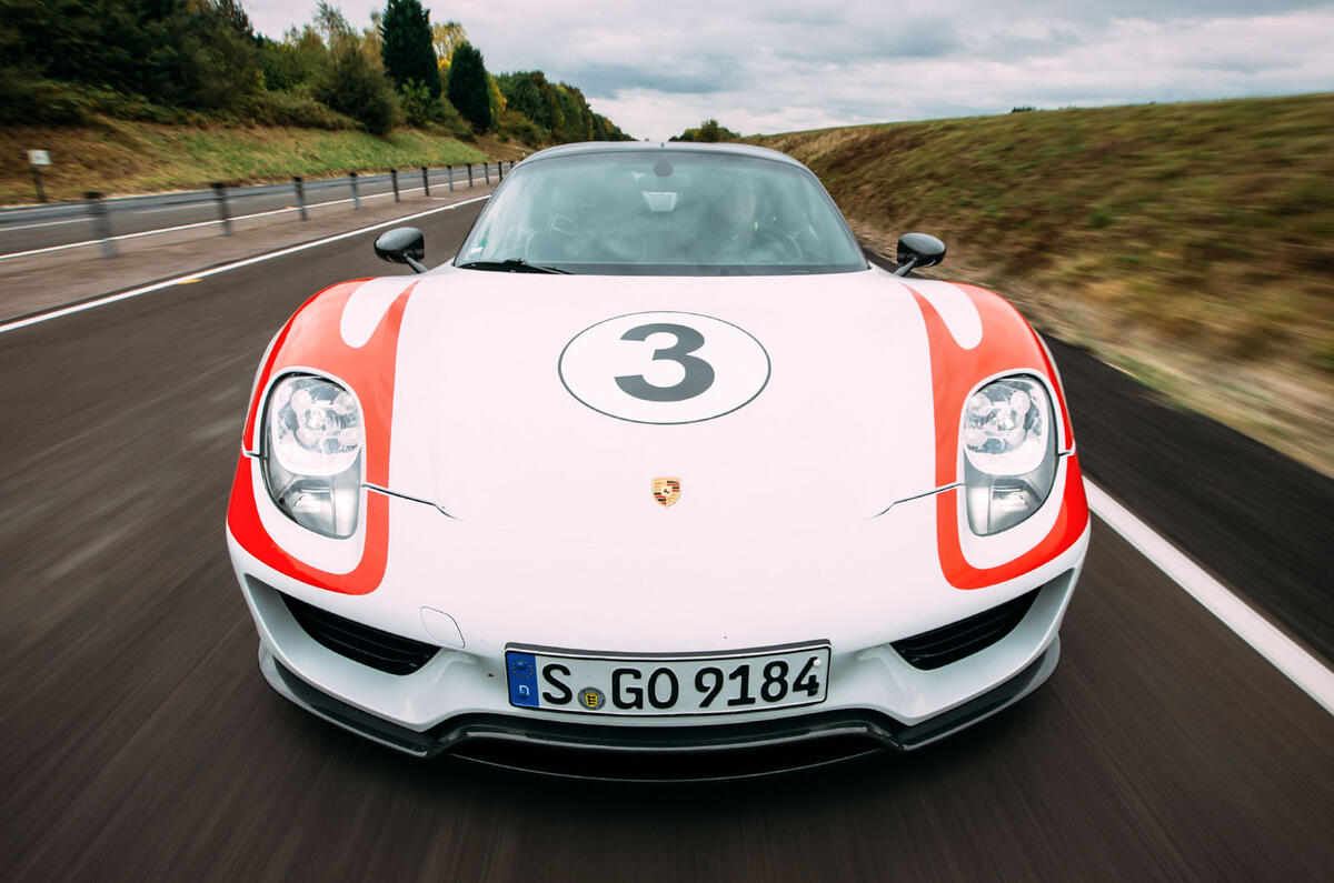 Porsche 918 Spyder Porsche 918 Spyder front end