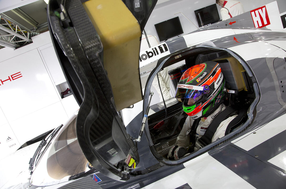 Porsche 919 Hybrid Le Mans racer gets Geneva debut Porsche 919 Hybrid Le Mans racer gets Geneva debut