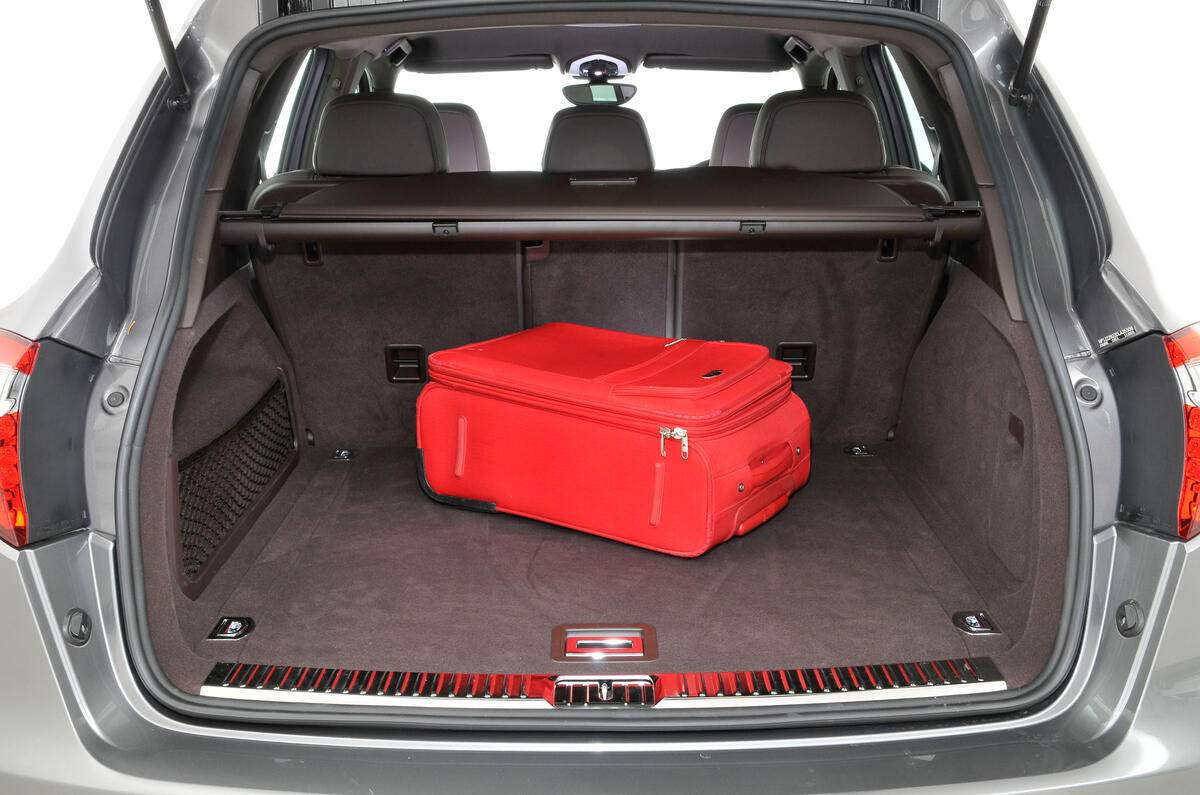 Porsche Cayenne boot space