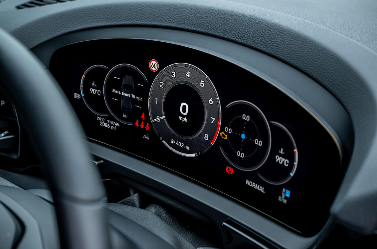 porsche cayenne s road test review 2024 45 binnacle