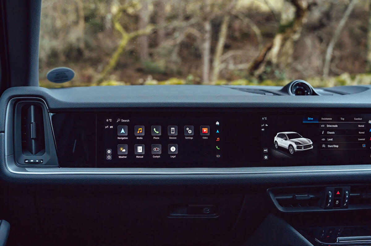 porsche cayenne s road test review 2024 46 infotainment