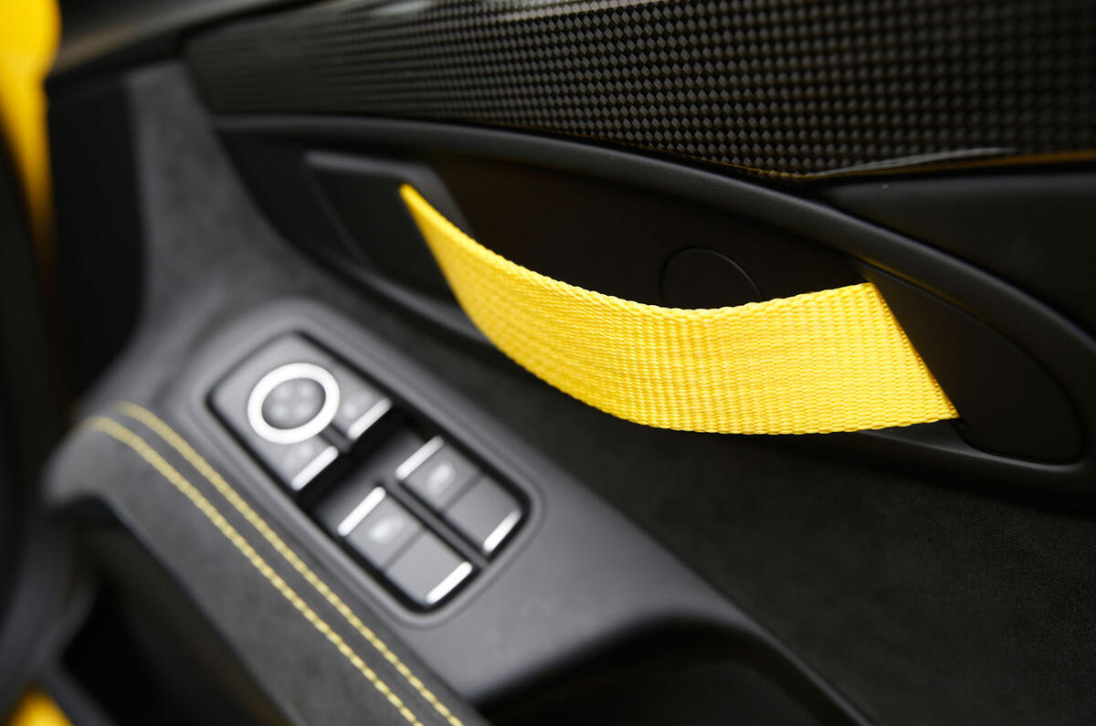 Porsche Cayman GT4 door card