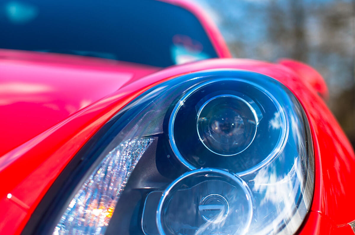 Porsche Cayman bi-xenon headlights