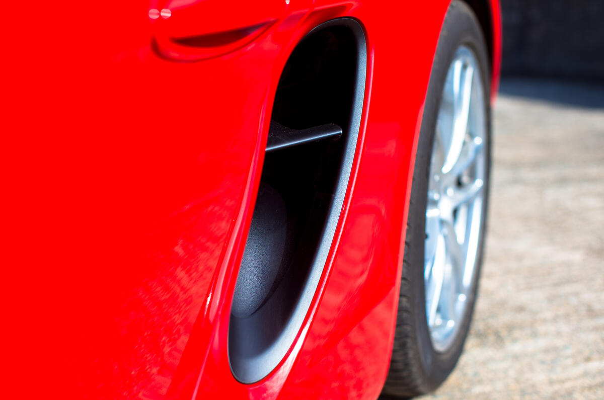 Porsche Cayman side air scoop