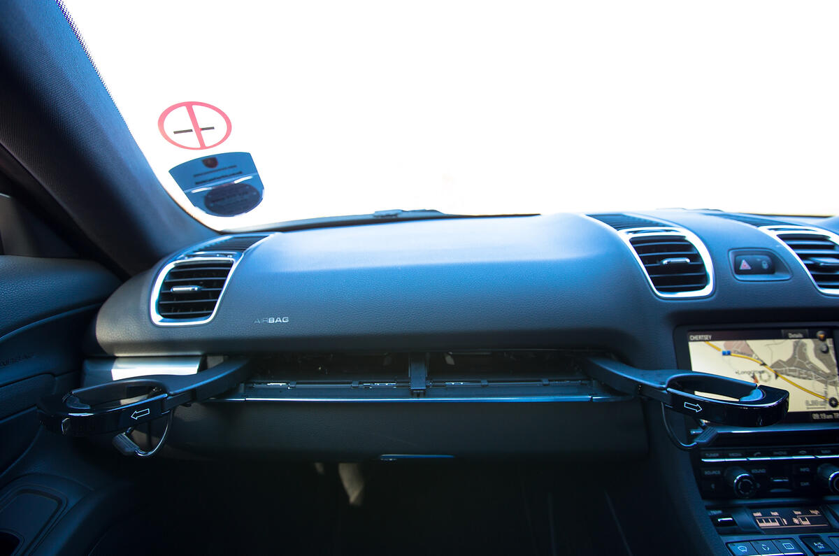 Porsche Cayman glovebox