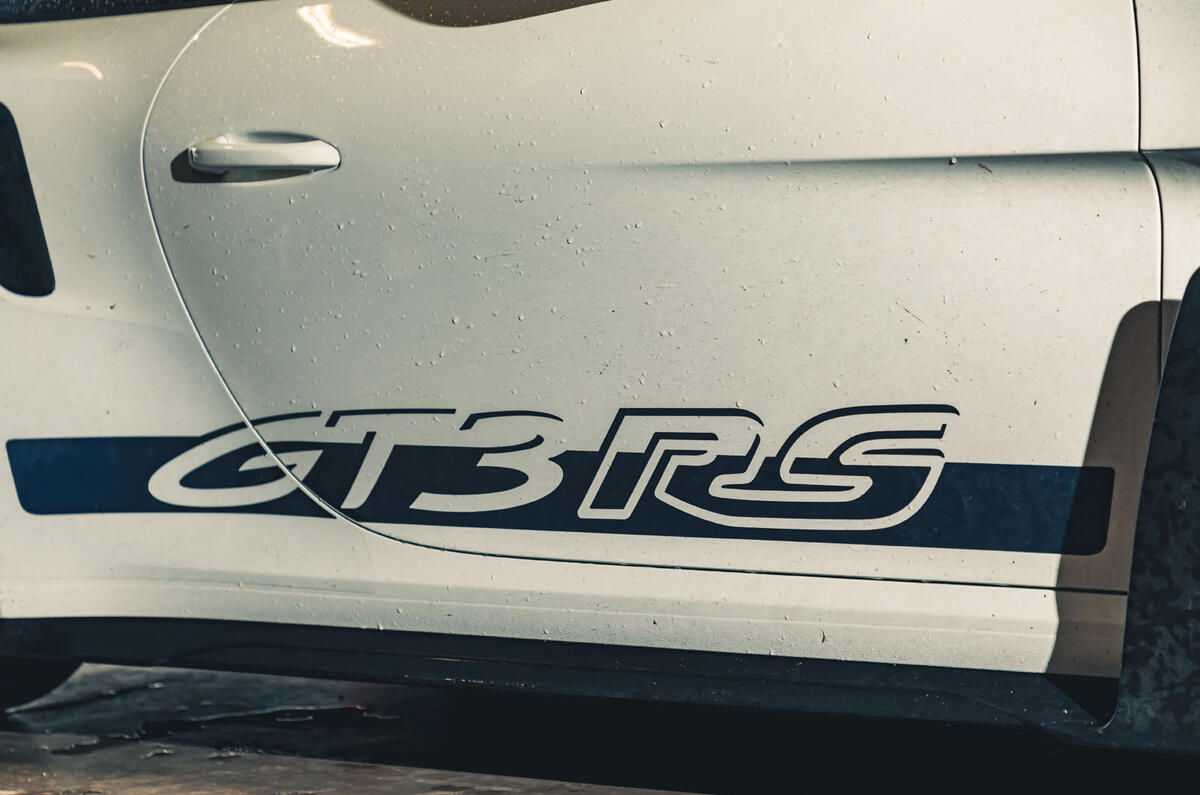 porsche gt3 rs review 2023 09 sticker