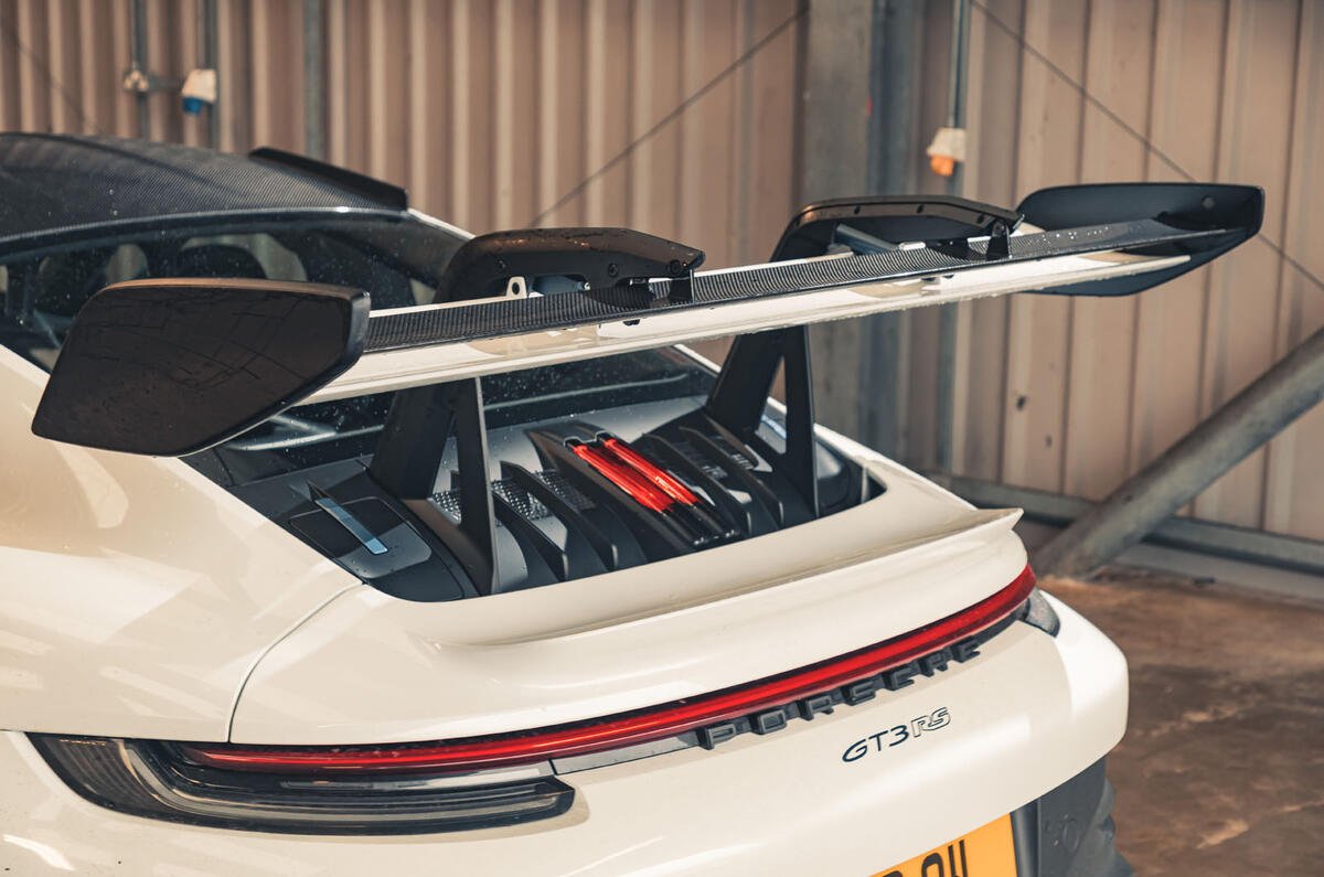 porsche gt3 rs review 2023 14 rear design