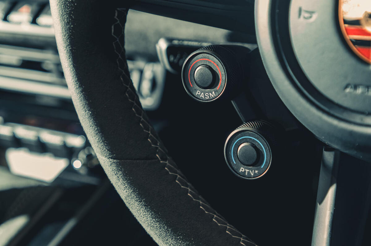 porsche gt3 rs review 2023 21 driver modes