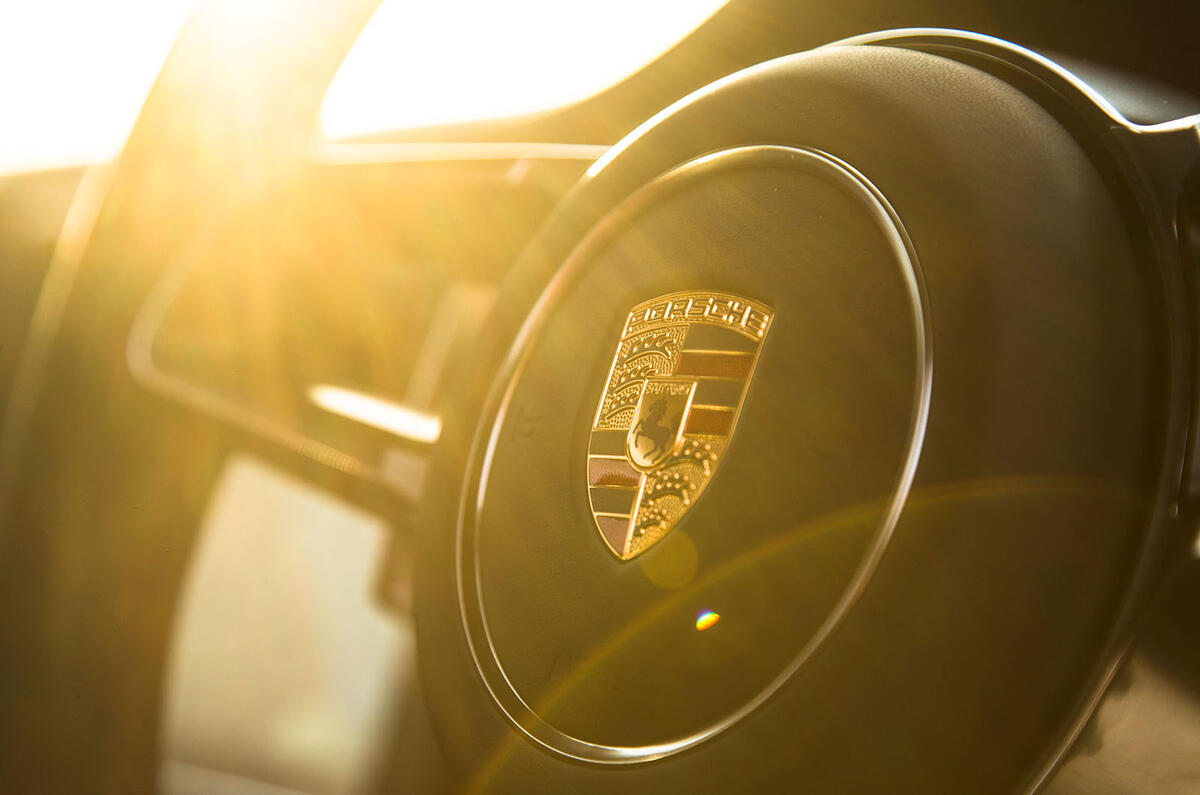 Porsche 911 GT3 RS steering wheel