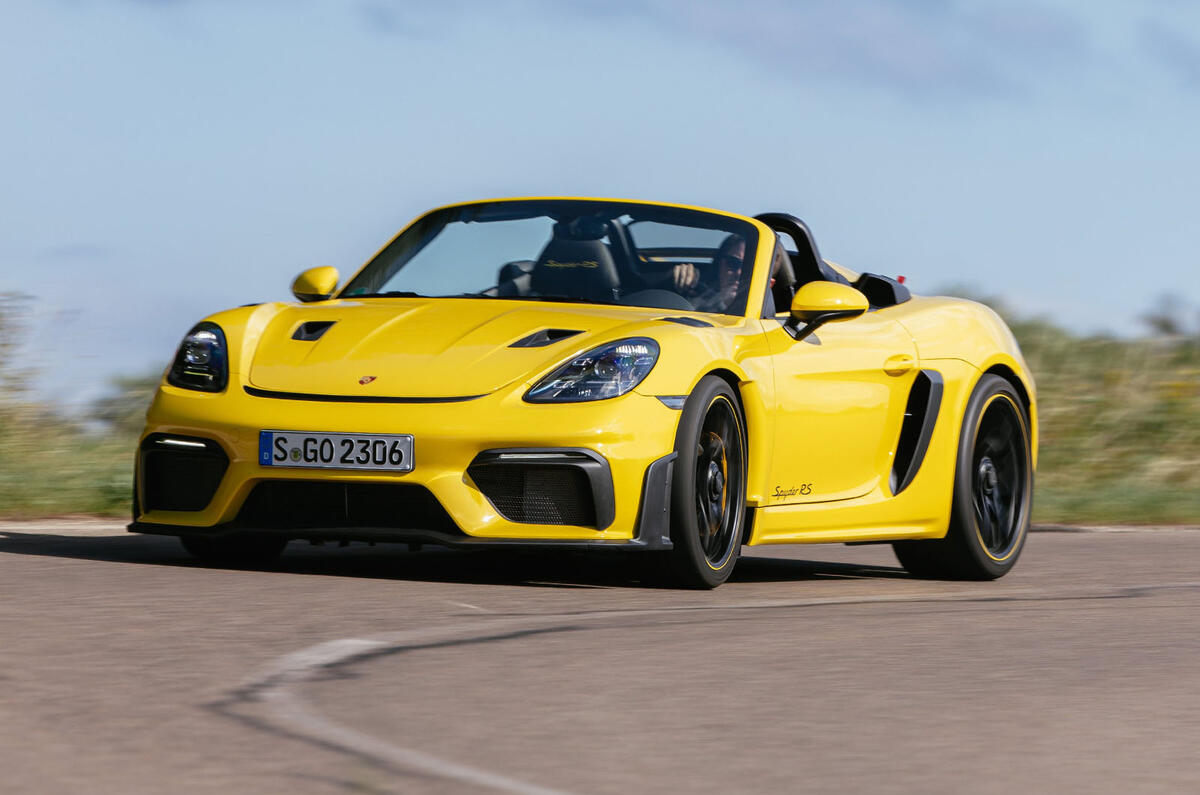 porsche gt4 rs sypder review 07 cornering front porsche gt4 rs sypder review 07 cornering front