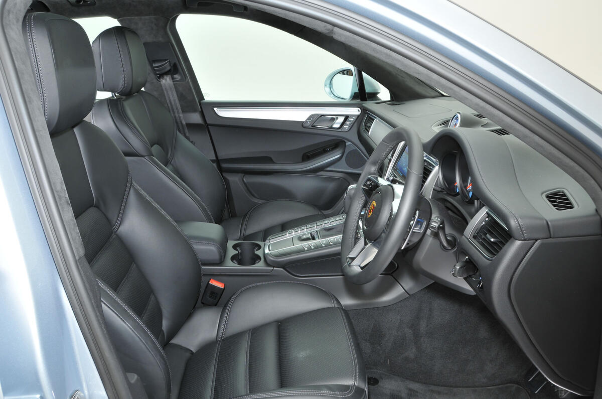 Porsche Macan interior