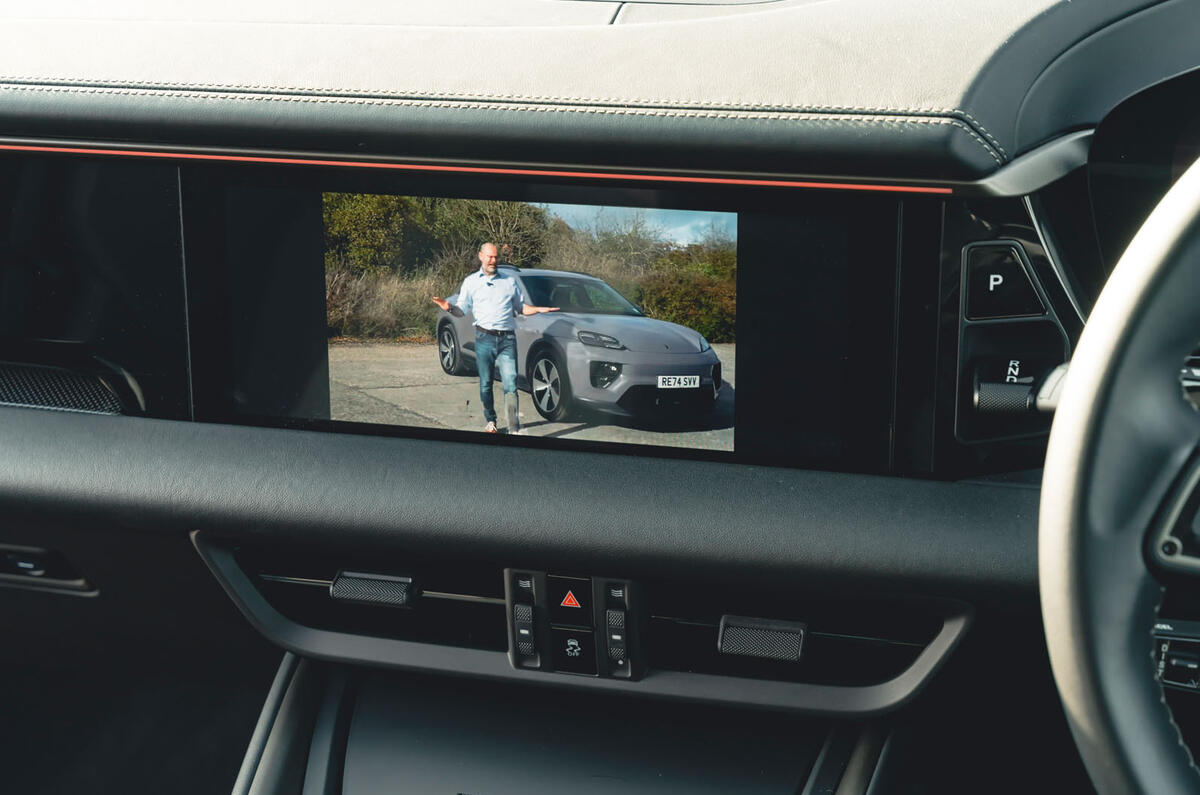 Porsche Macan RT 2025 screen camera 17 Porsche Macan RT 2025 screen camera 17