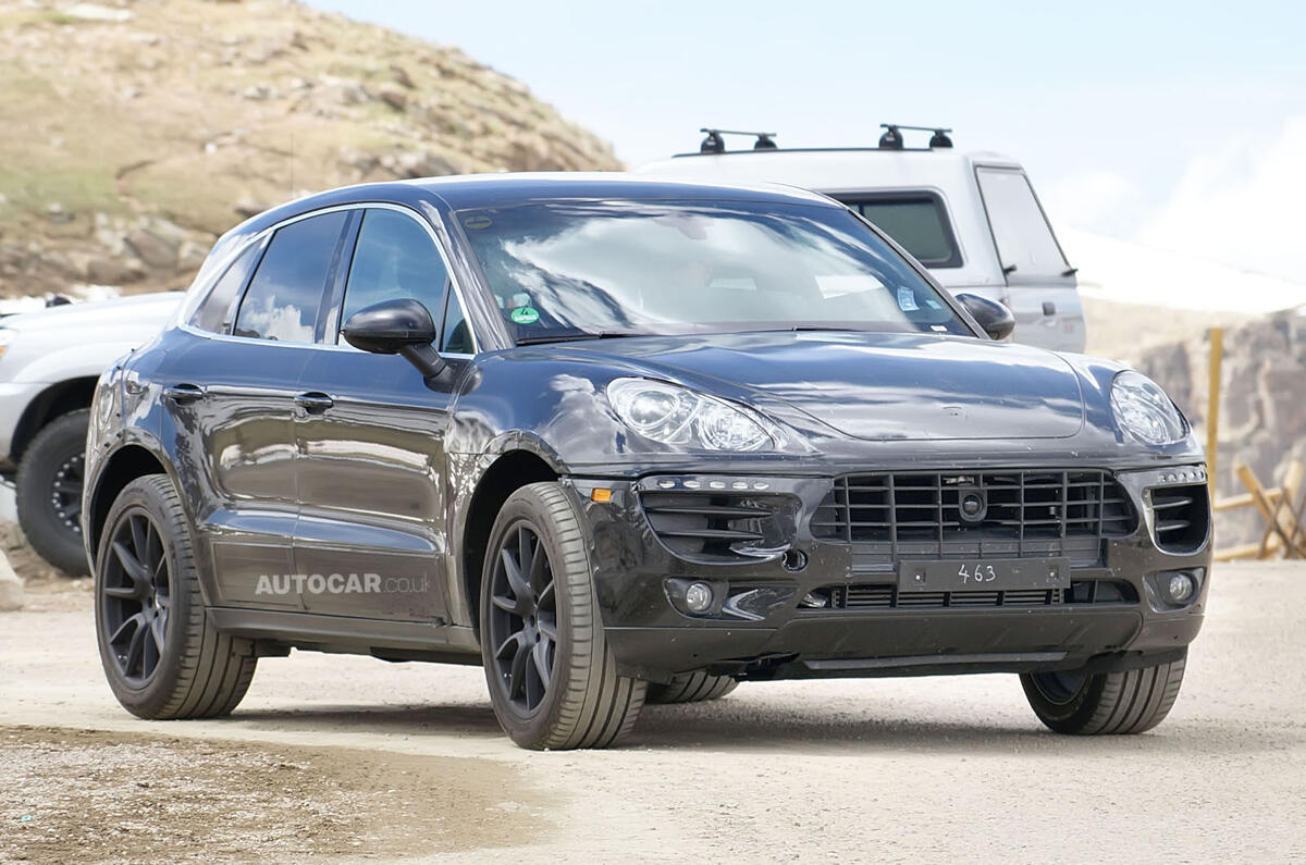 Porsche Macan: latest spy pics