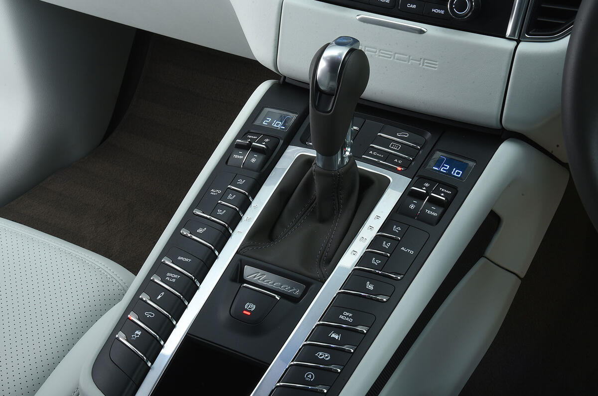 Porsche Macan Turbo PDK gearbox