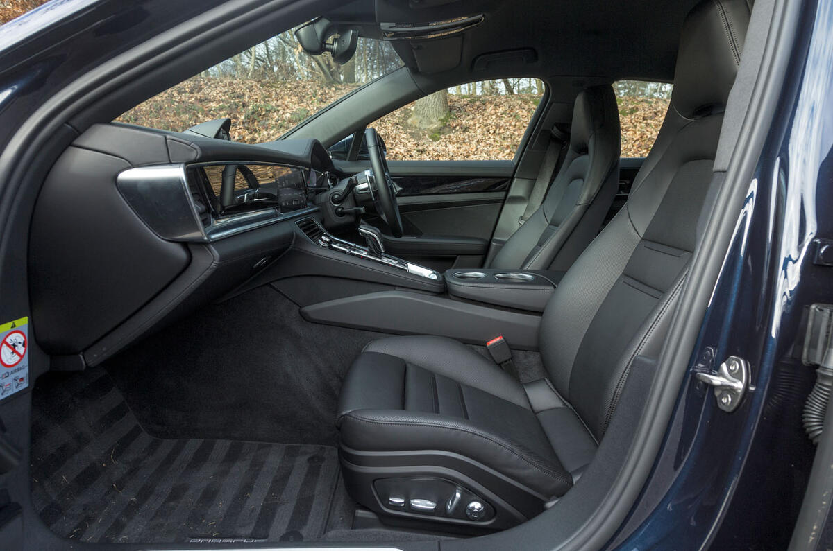 porsche panamera interieur porsche panamera review 2017 autocar porsche panamera interieur porsche panamera review 2017 autocar