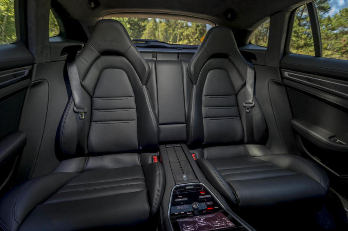 Porsche Panamera Sport Turismo rear seats
