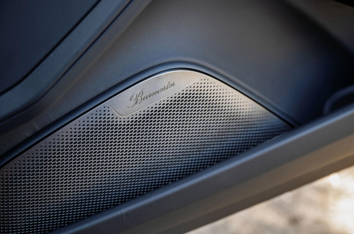 Porsche Panamera Turbo S E Hybrid Grille de haut-parleurs Burmester 0600