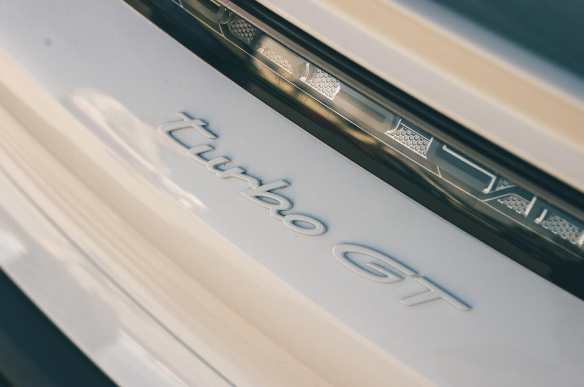Porsche Taycan Turbo GT 2025 Review badge 20 Porsche Taycan Turbo GT 2025 Review badge 20