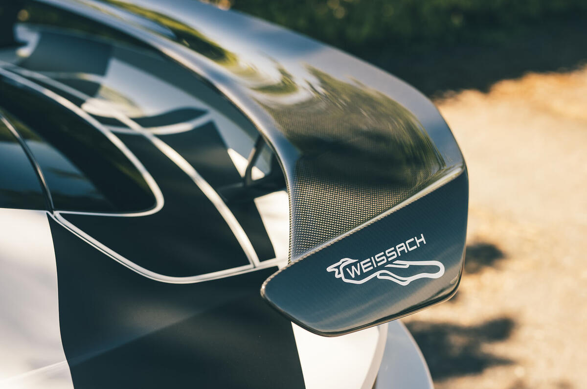 Porsche Taycan Turbo GT 2025 Review rear spoiler 18 Porsche Taycan Turbo GT 2025 Review rear spoiler 18