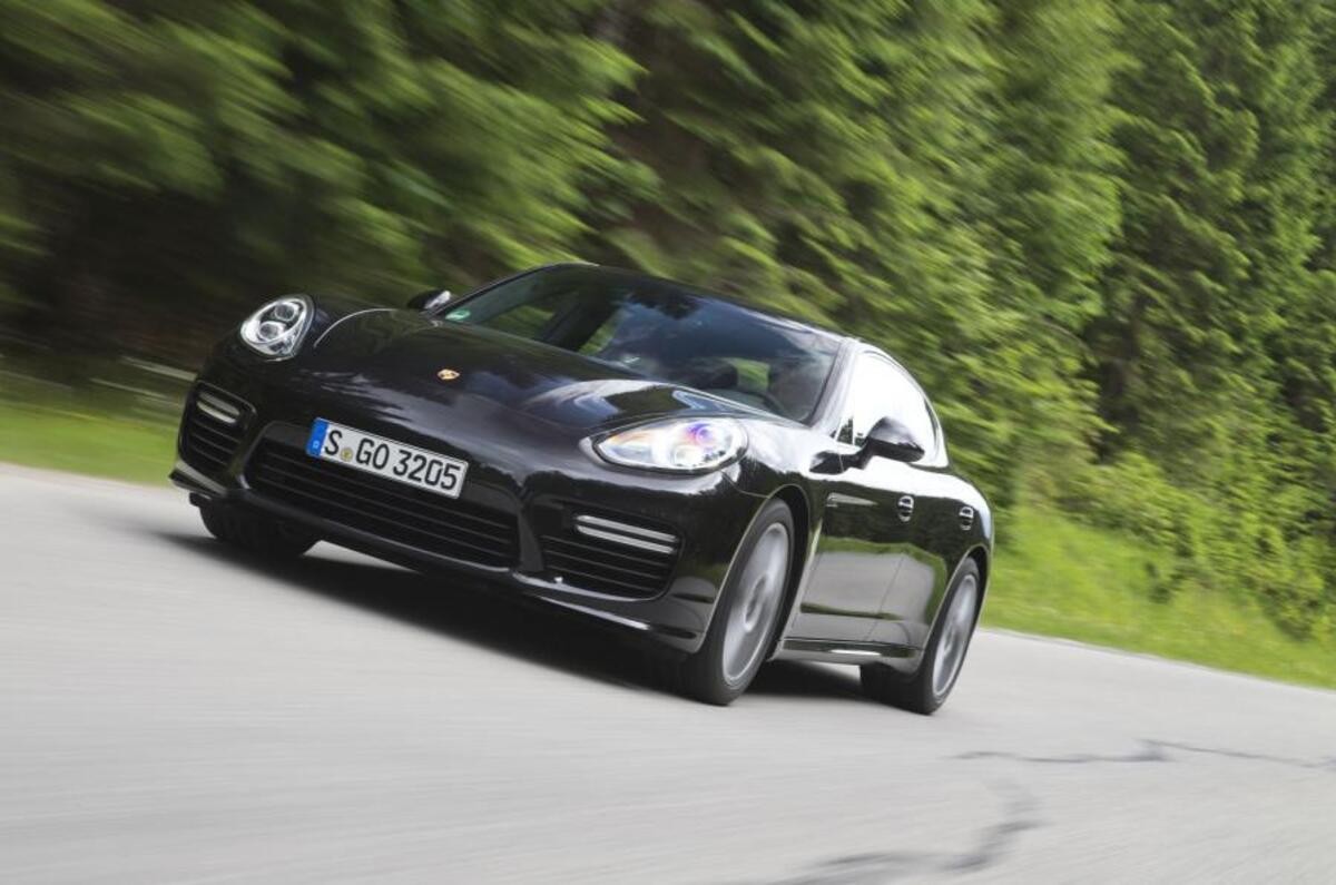 4 star Porsche Panamera Turbo