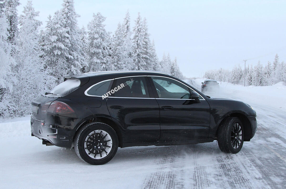 Porsche Macan: latest spy pics