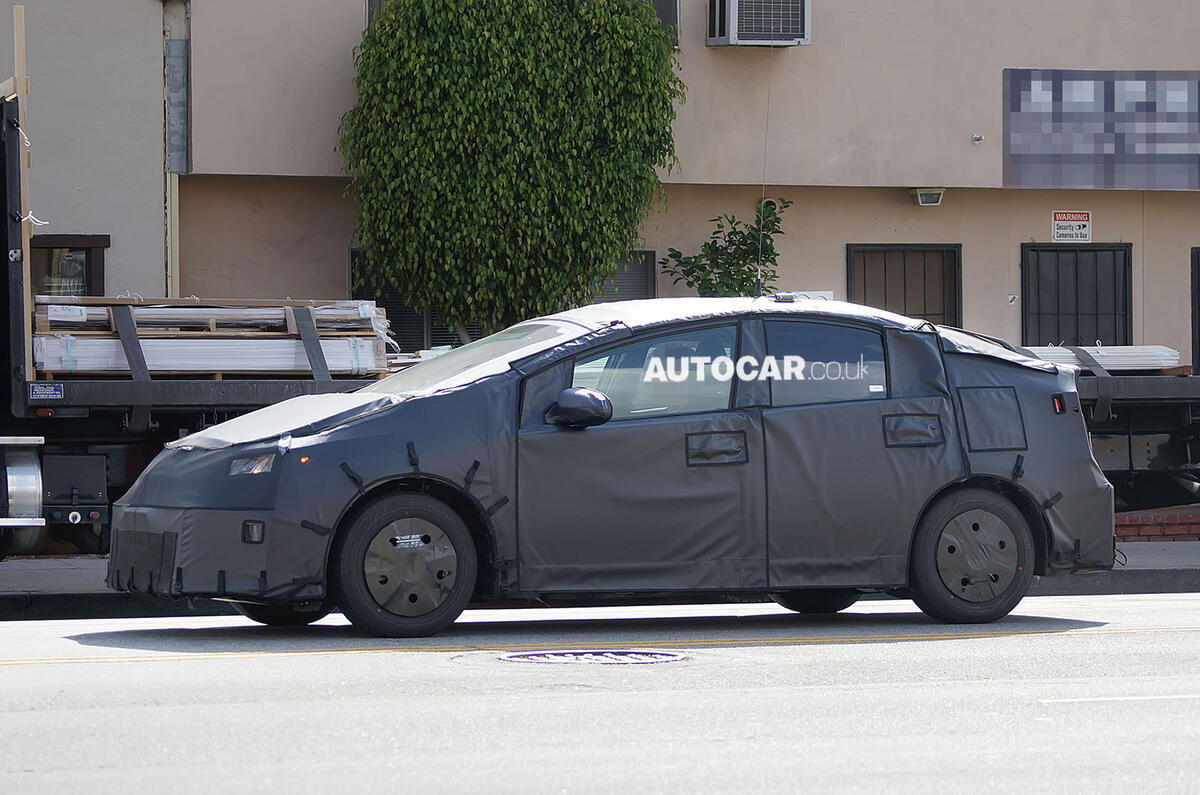 Toyota plans changes to production process