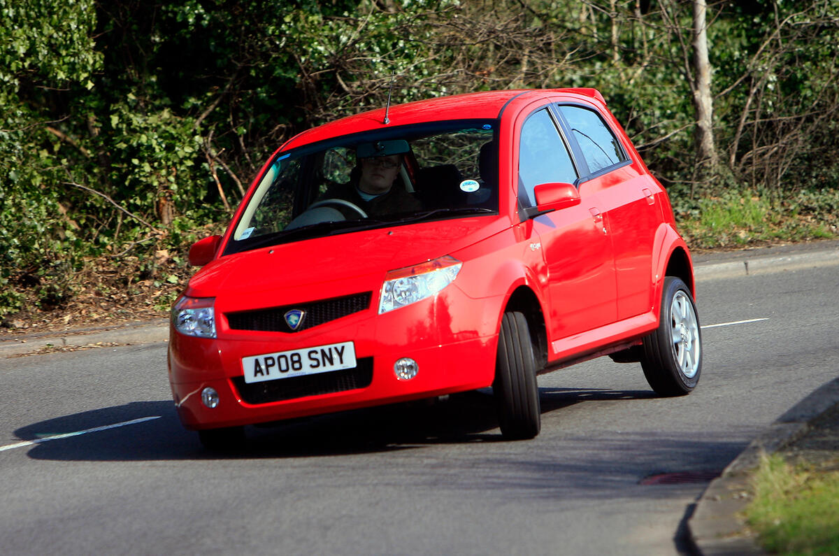 Proton Savvy hard cornering