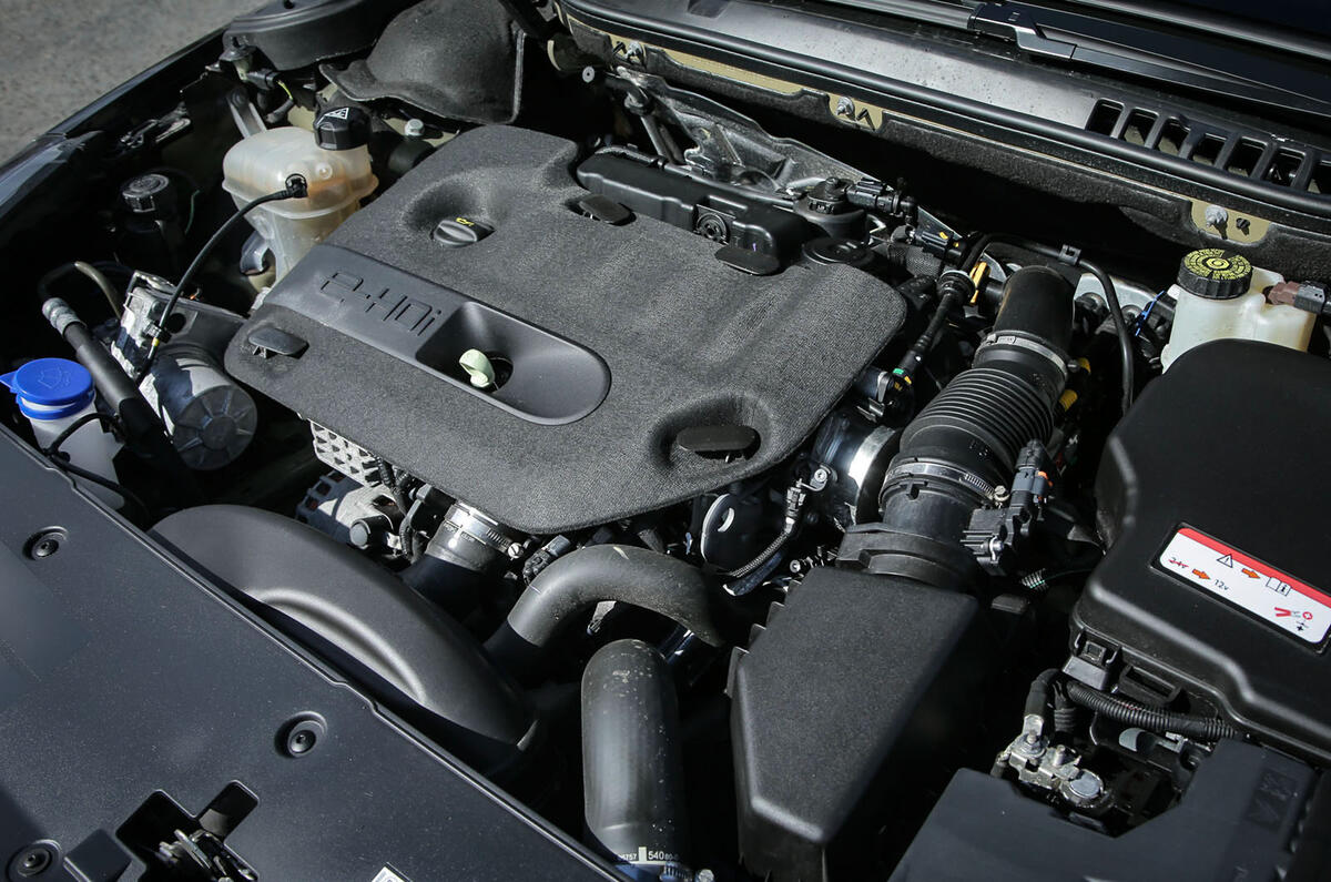 Peugeot 508 RXH 2.0-litre turbodiesel engine