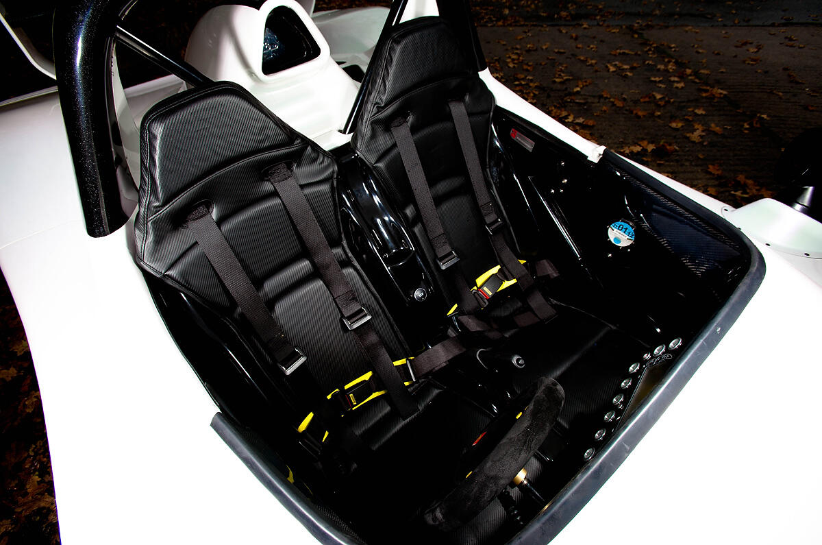 Radical SR3 SL sport seats