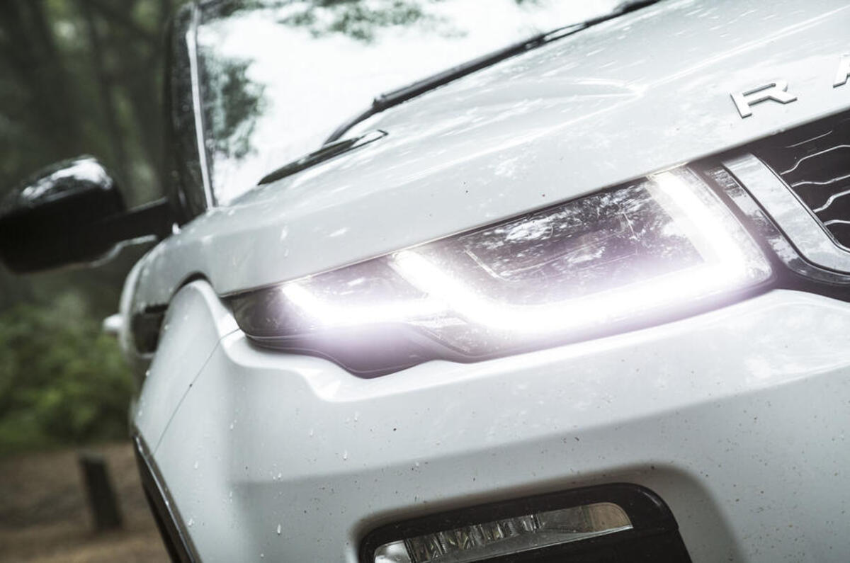 Range Rover Evoque Convertible xenon headlights