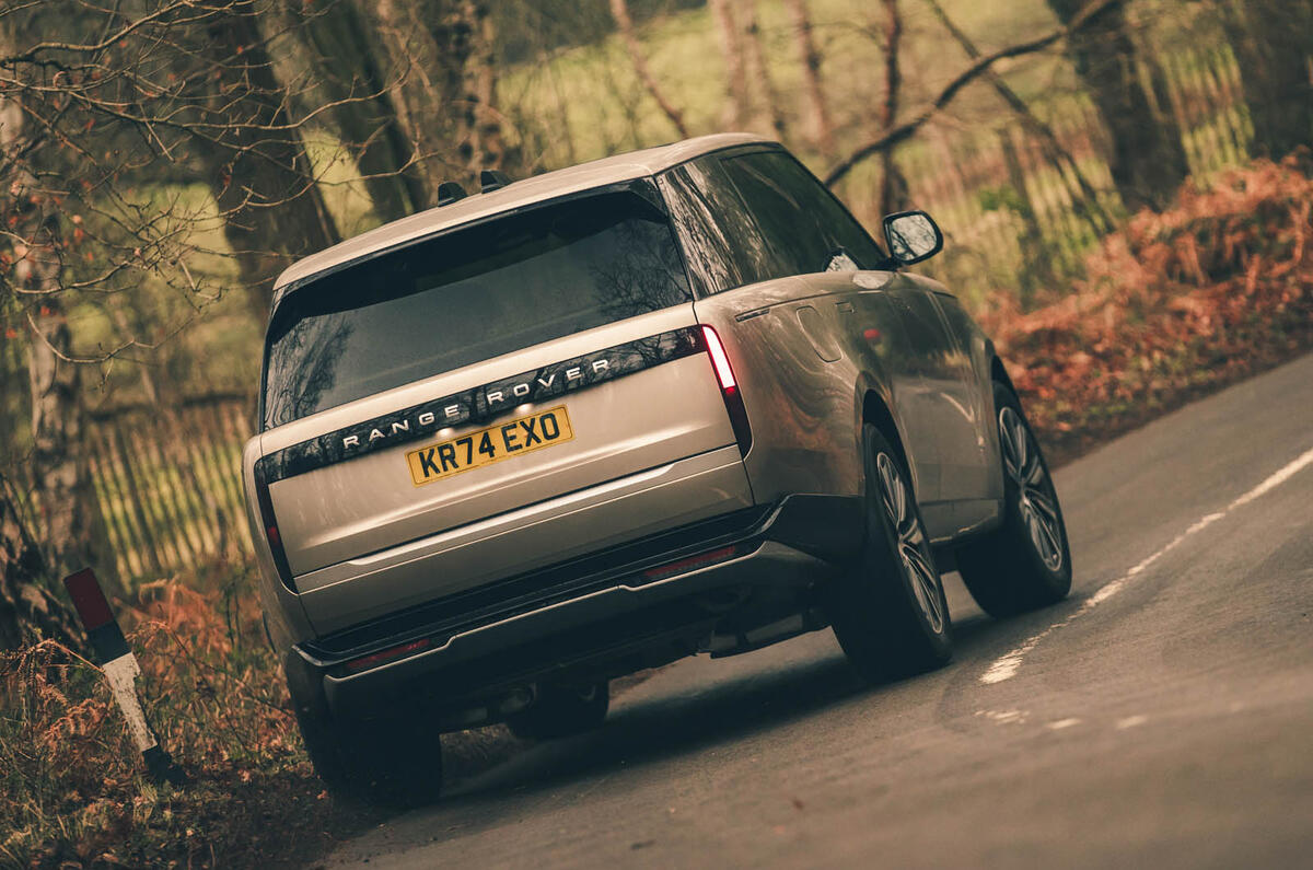 Range Rover PHEV review 2025 03