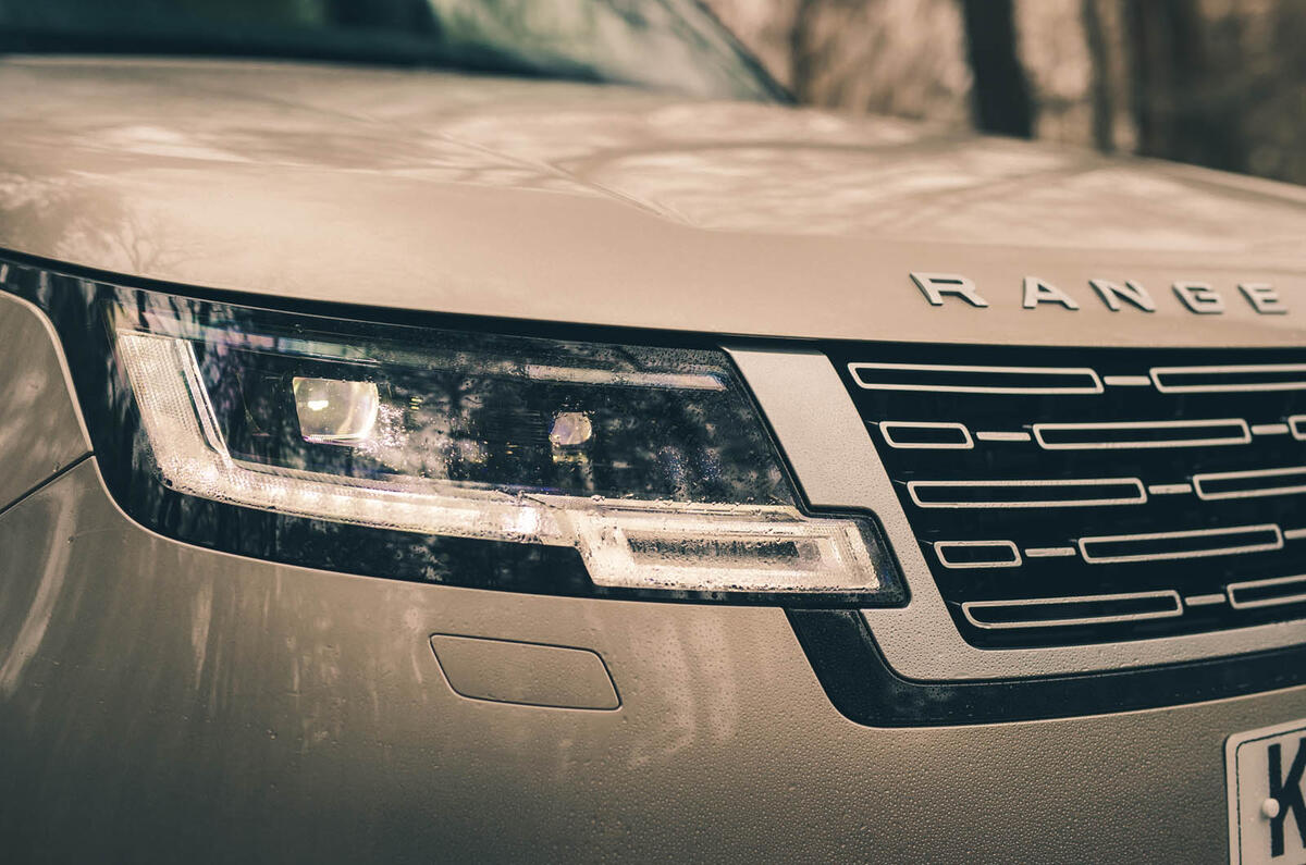 Range Rover PHEV review 2025 05