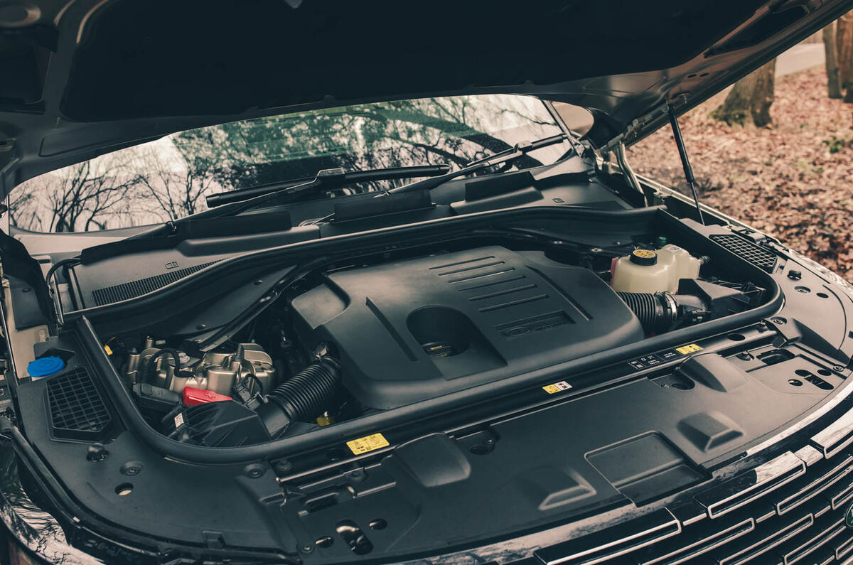 Range Rover PHEV review 2025 21