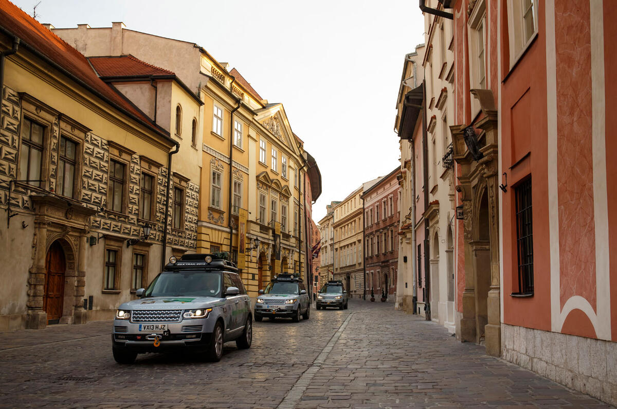 Driving the Silk Trail - picture special