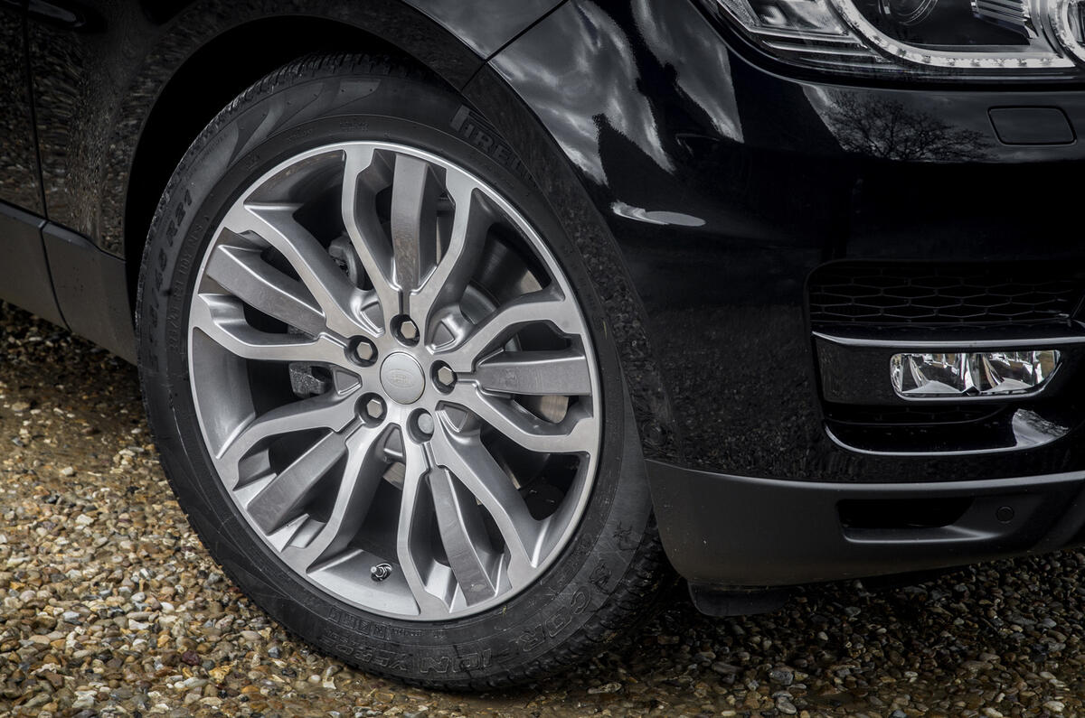 19in Range Rover Sport alloy wheels