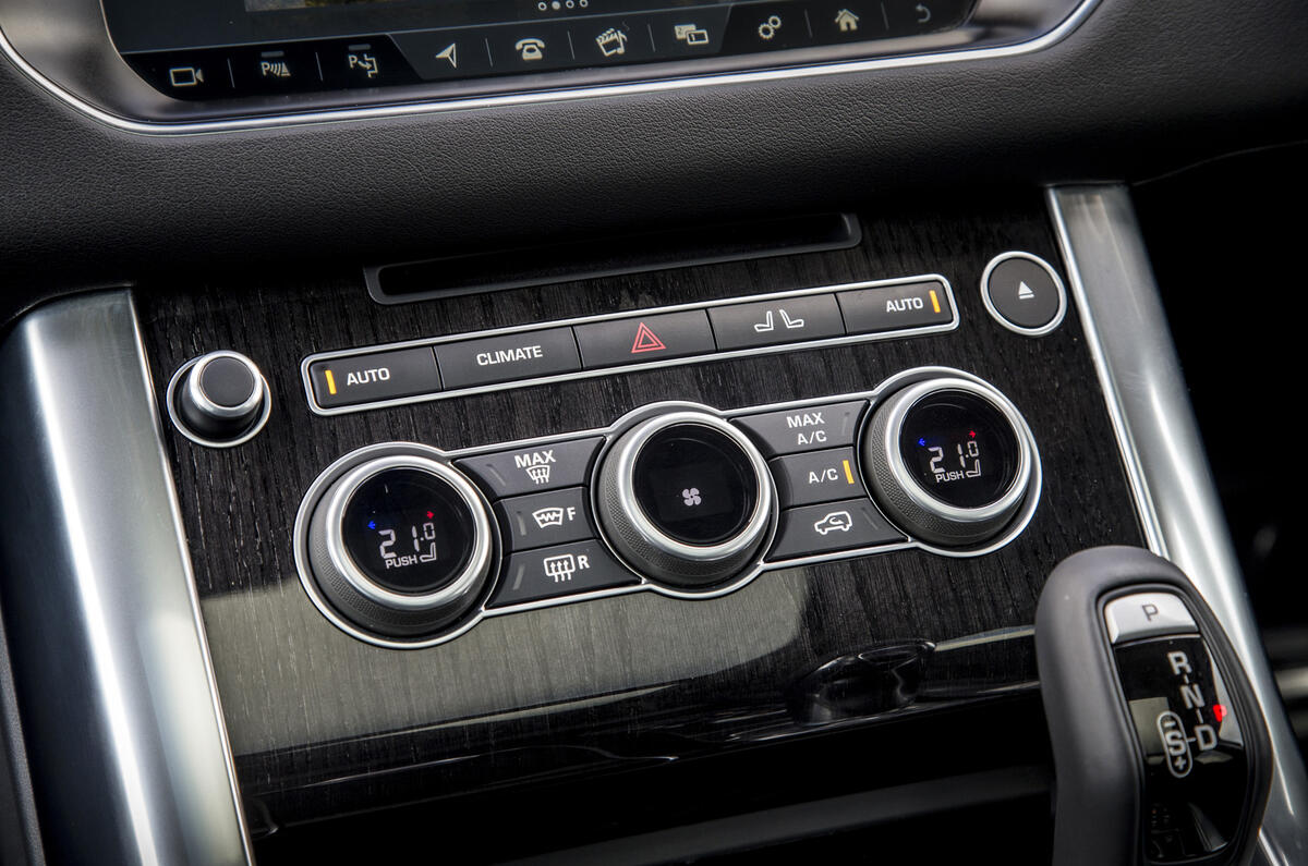 Range Rover Sport centre console