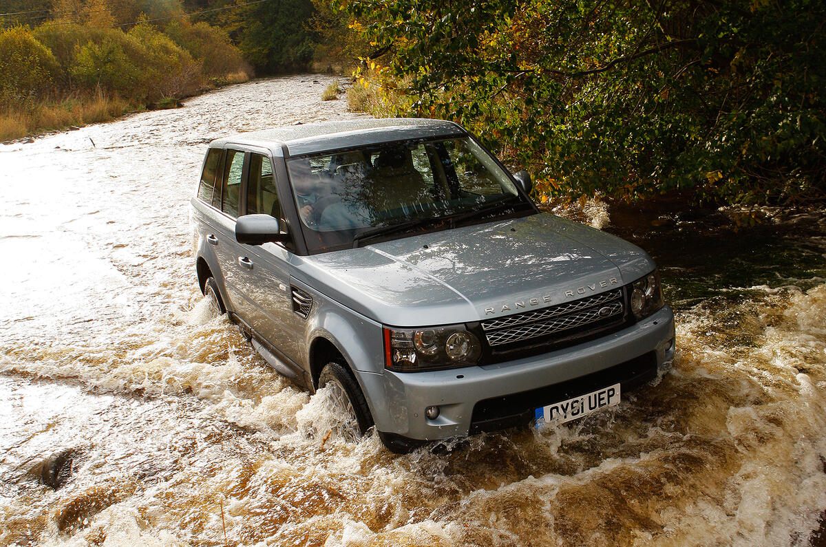 Range Rover Sport wading