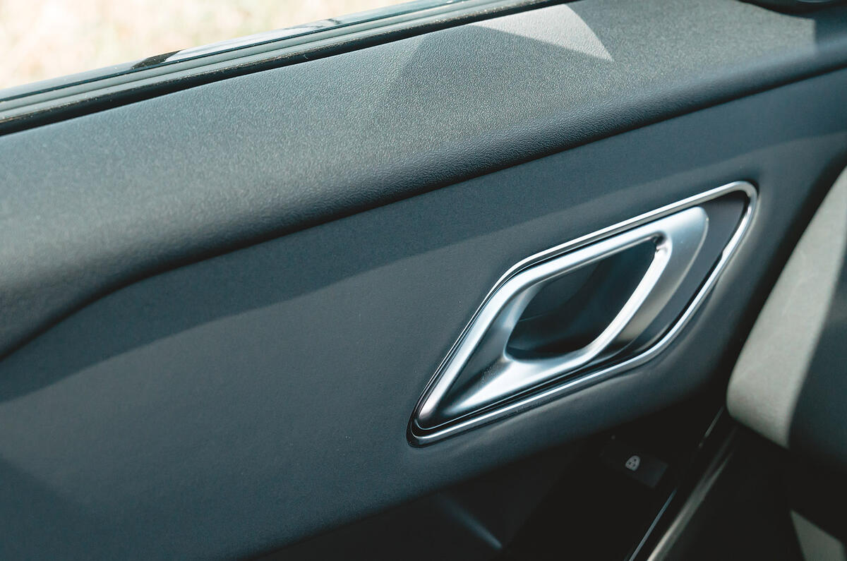 Range Rover Velar ME 2023 22