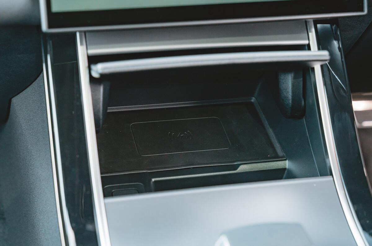 Range Rover Velar ME 2023 23