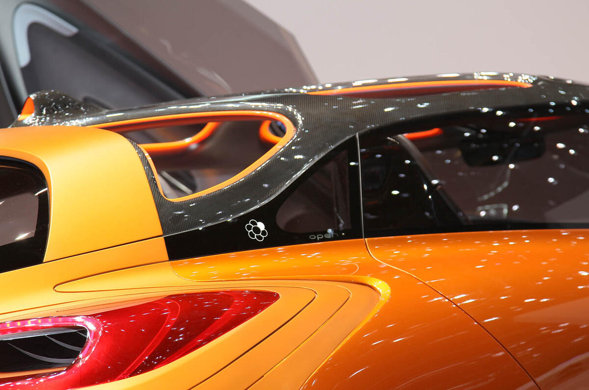 Geneva show: Renault Captur crossover