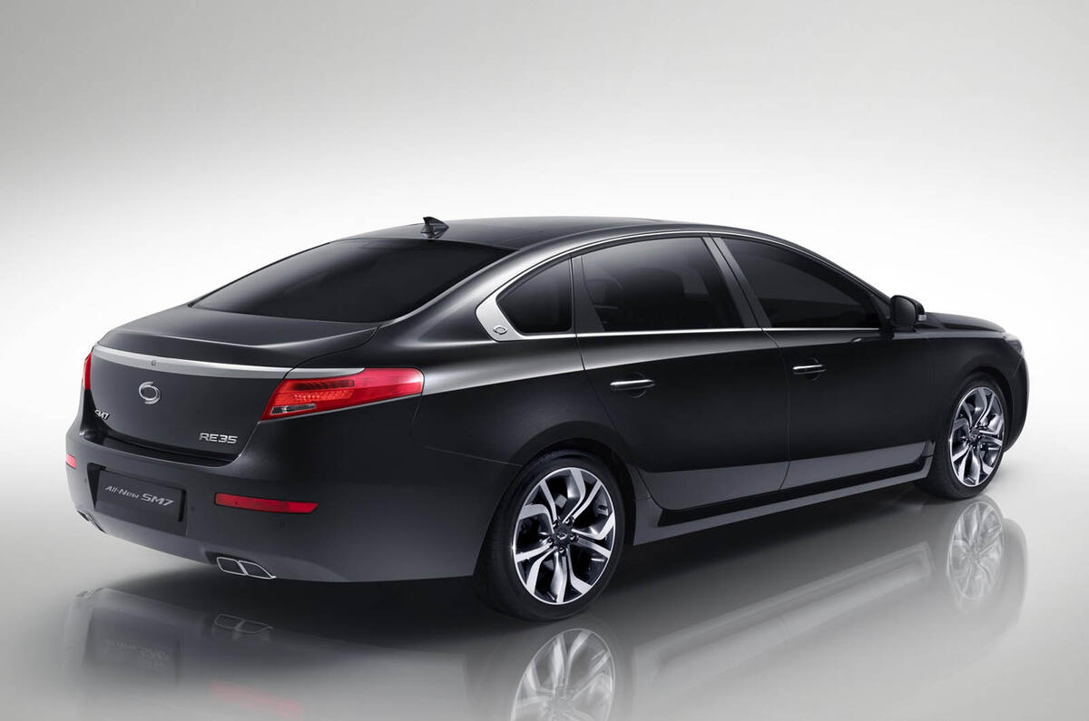Renault plots VW Passat rival