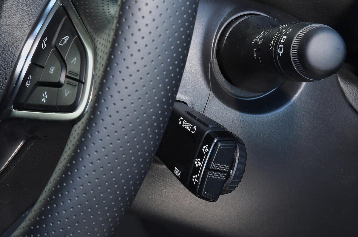 Renault Captur E Tech Hydrid 2025 jb20250905 1188 1600x1067 b1154e62 e03f 4dc6 bd54 86aa98e8d316