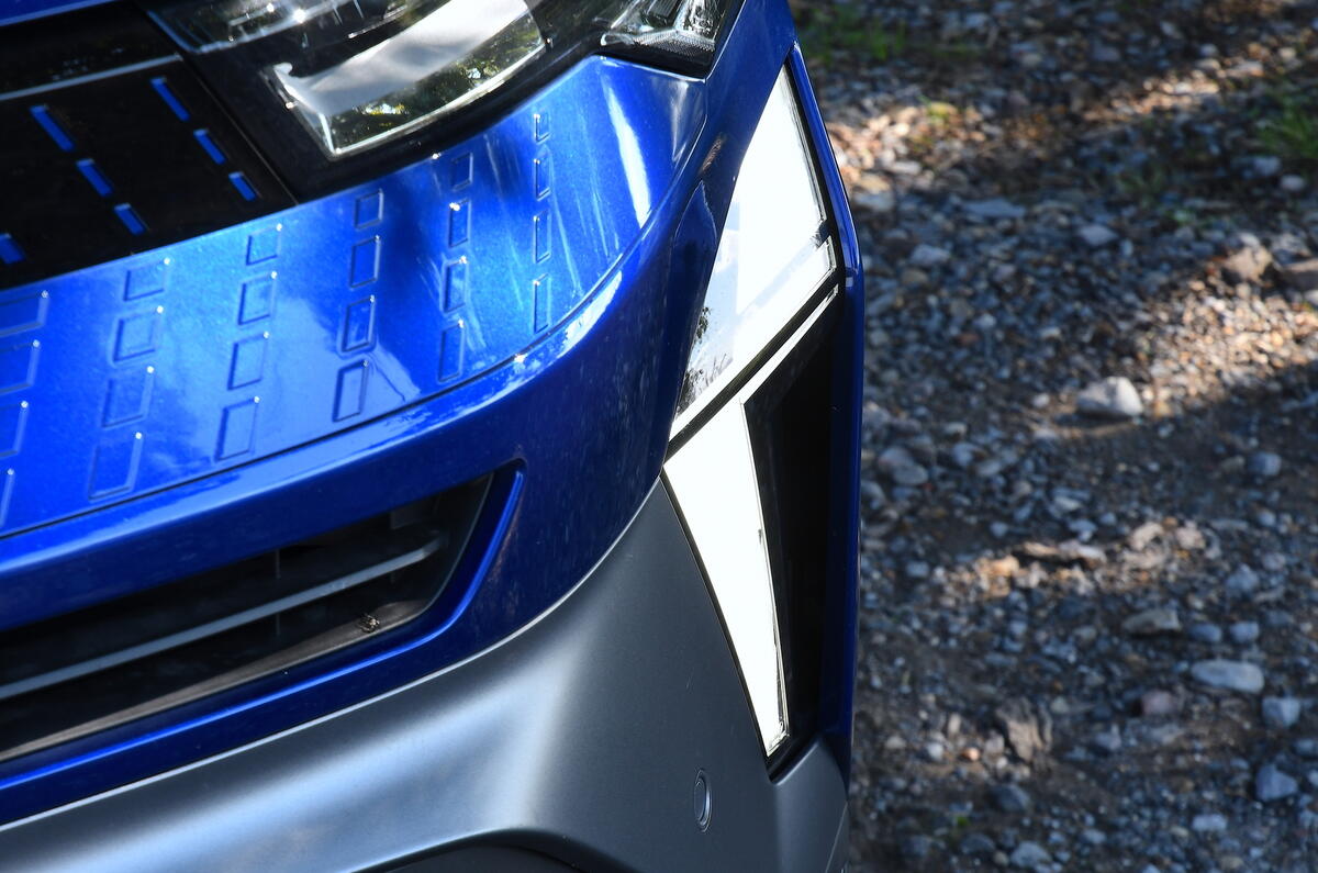 Renault Captur E Tech Hydrid 2025 jb20250905 1190 1600x1067 1c24badc 512c 4aa2 9d1b 05ad8fdfb64d