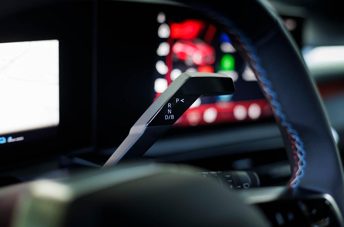 Renault Clio 2025 review 018