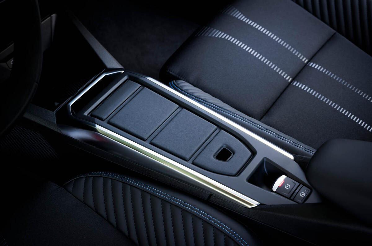 Renault Clio 2025 review 021