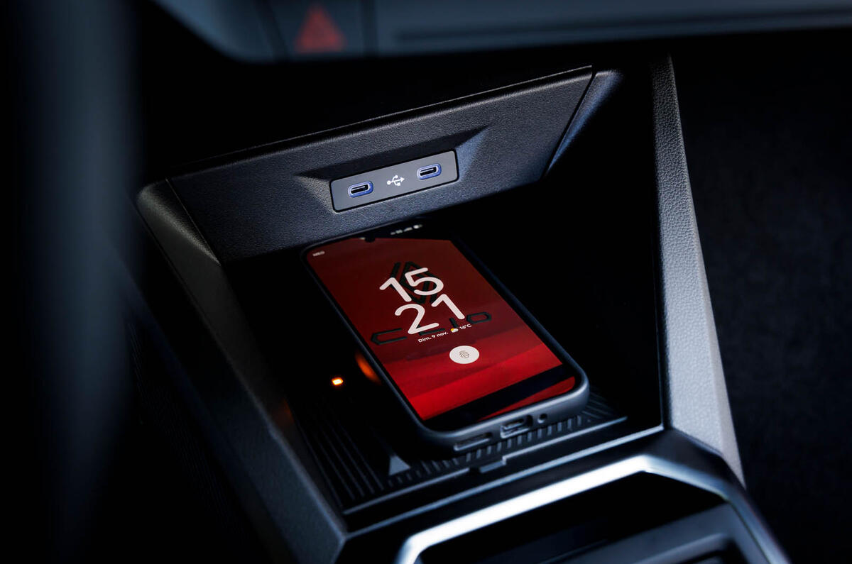 Renault Clio 2025 review 022