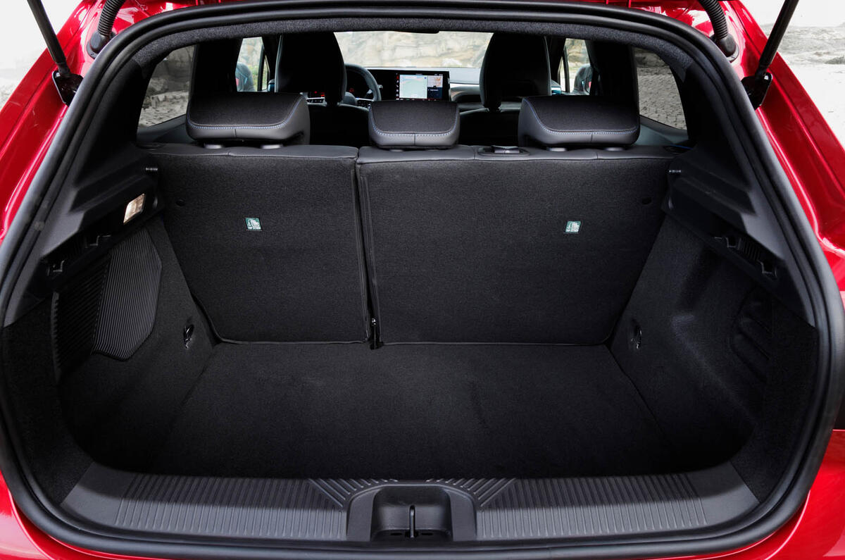 Renault Clio 2025 review 027